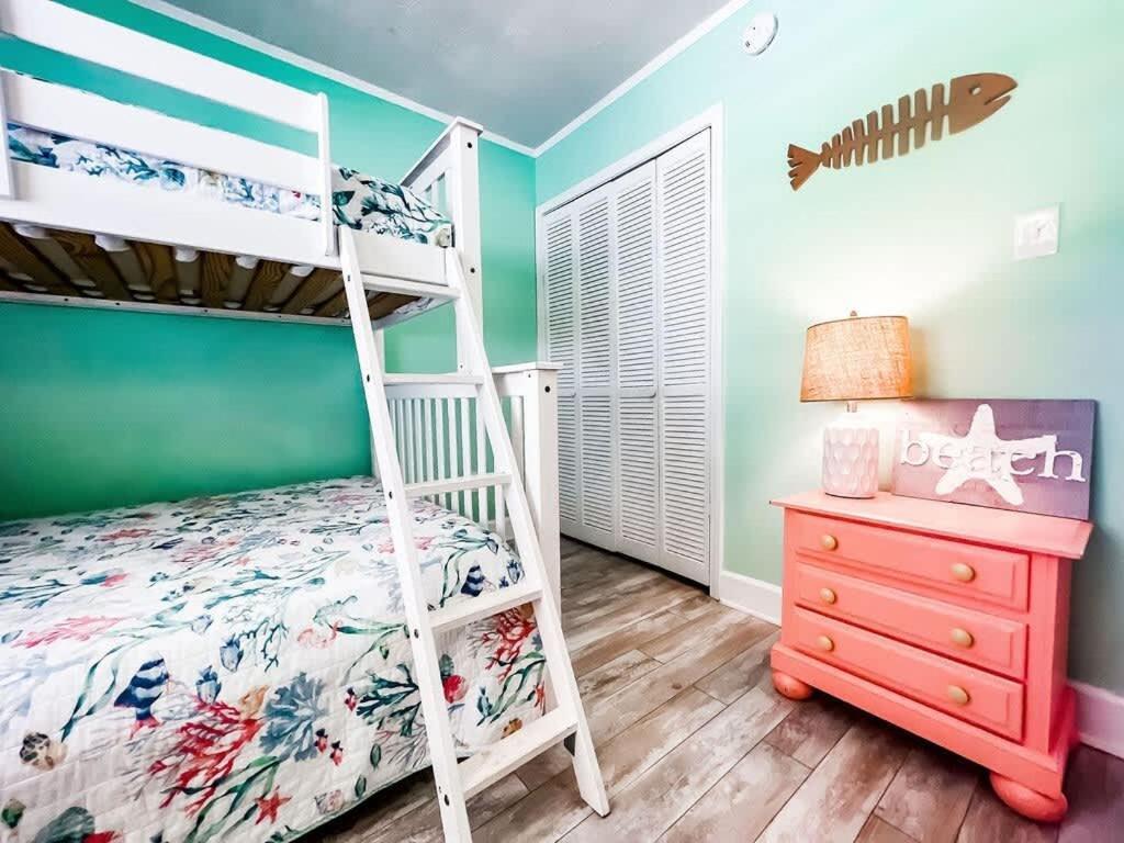 Beach Harbour 17 At The Cb Boardwalk Walk To Everything! Carolina Beach Exterior foto